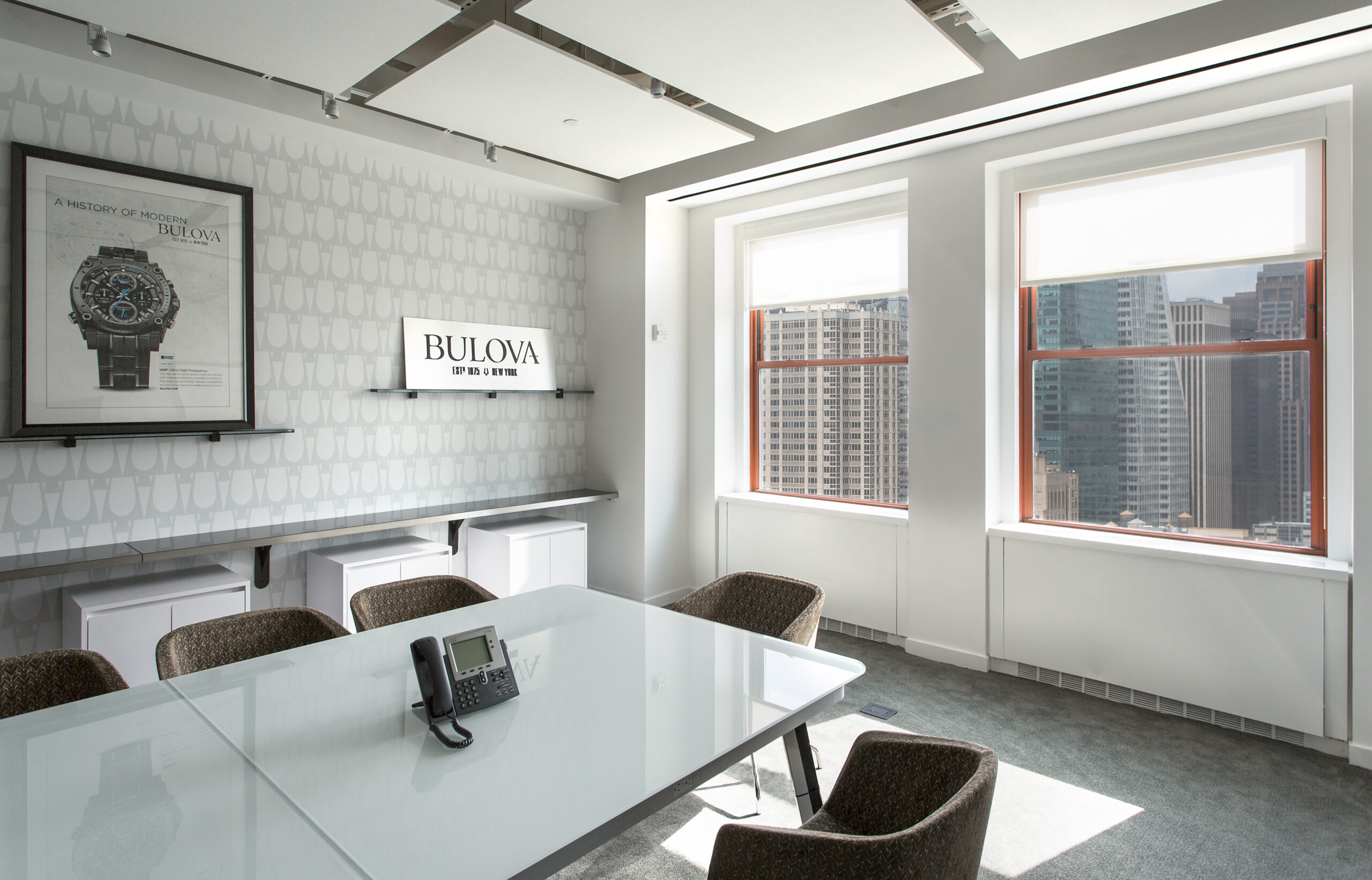 Bulova-Watches-Headquarters-Office-New-York-Empire State Building-watch presentation-display-window-decoration concept