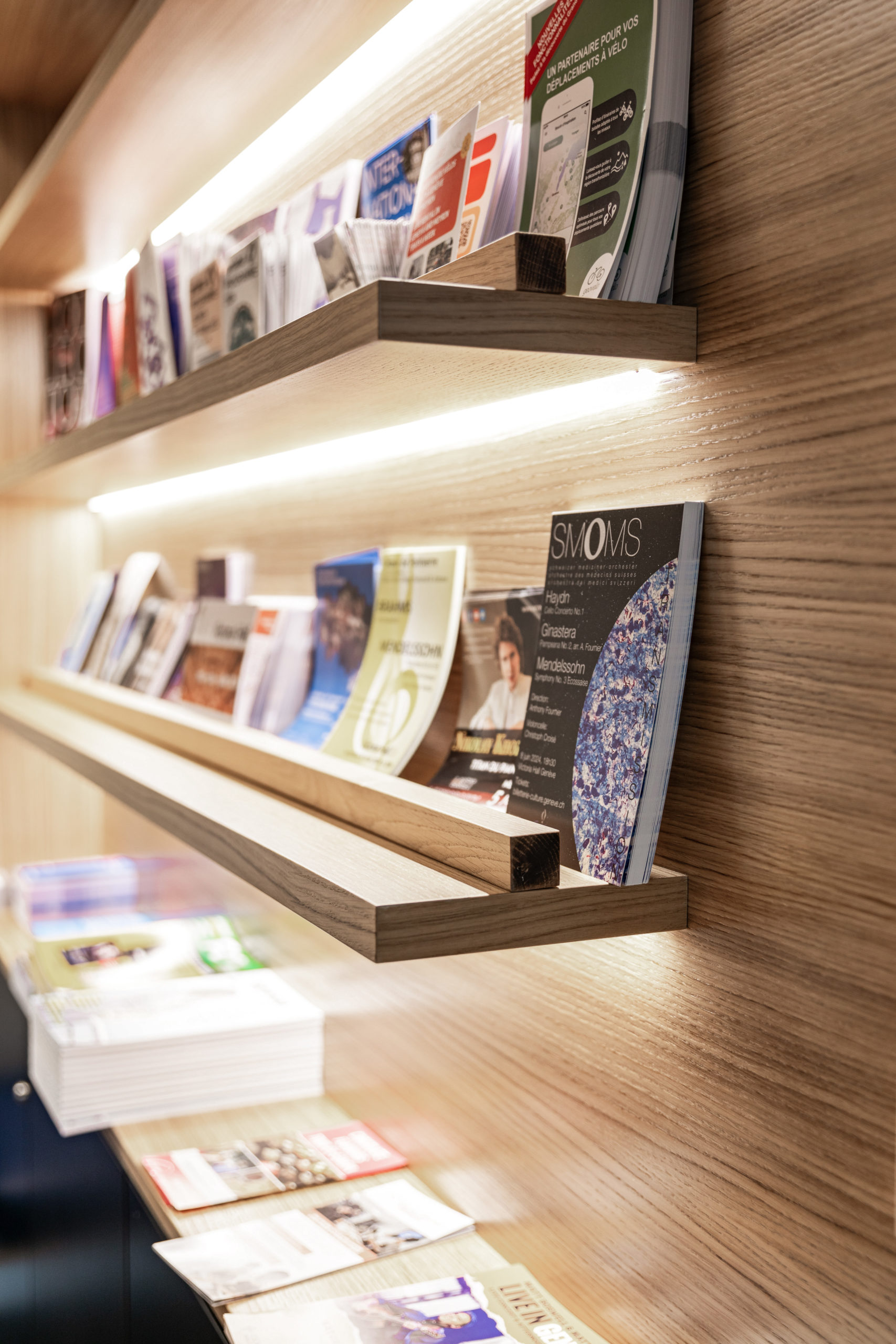 Fondation Genève Tourisme-Geneva-offices-interior design-agency-open space-cafeteria