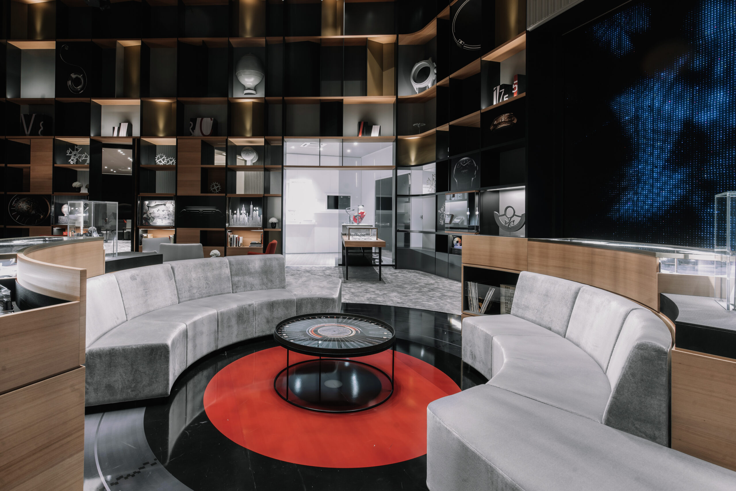 Hospitality into Retail